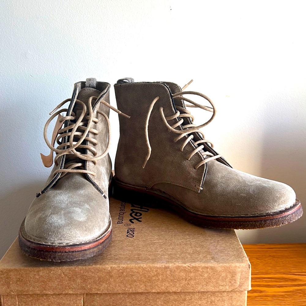 Astorflex Bootflex Suede Boots in Stone, Size 43/US 10
